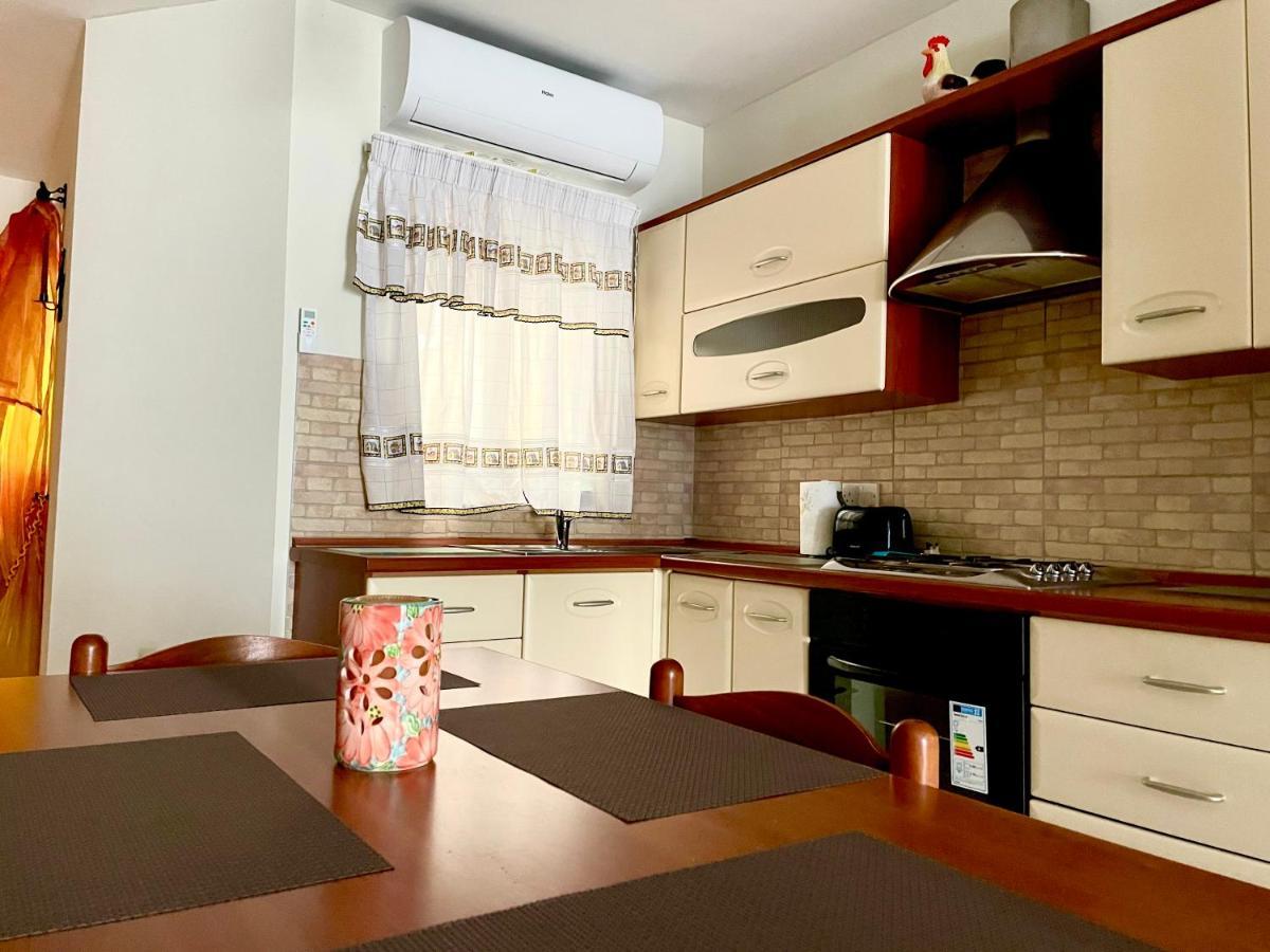 Regent Court - 3 Bedroom Apartment Within Walking Distance From Seafront Сент-Полс-Бей Экстерьер фото